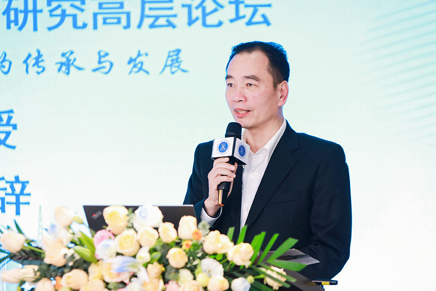 suncitygroup太阳新城莫爱萍教授.jpg