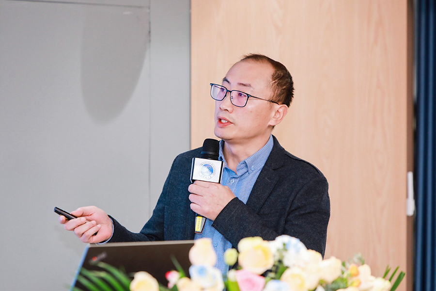 广东财经大学外国语公司周红辉教授.jpg
